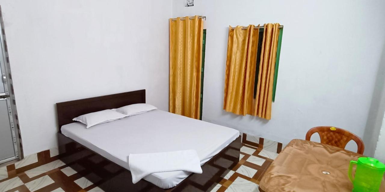 Bagdogra Home Stay - Near Airport Zewnętrze zdjęcie